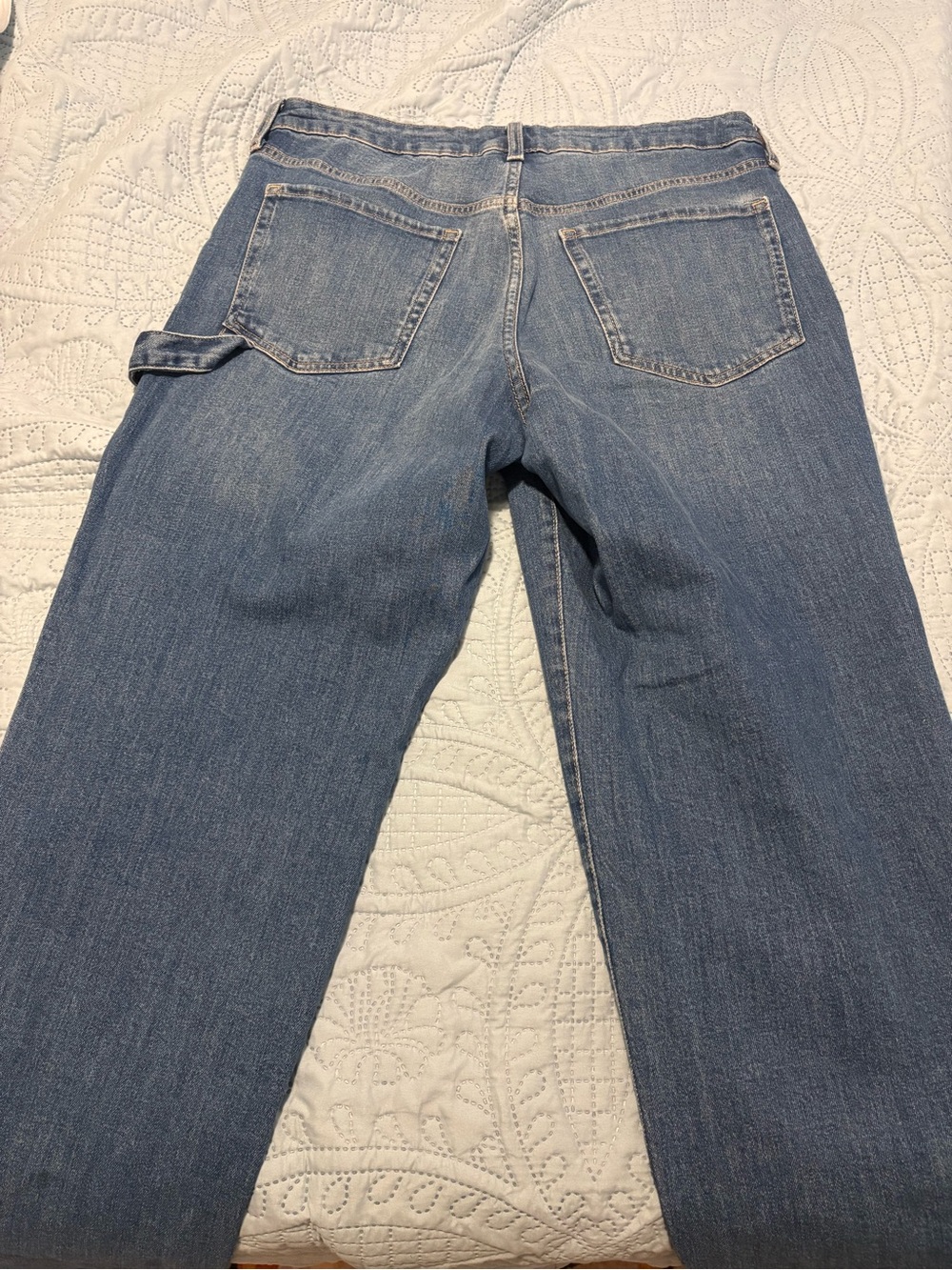 Old Navy Embroidered Women’s Jeans - OG Loose Fit - Picture 4 of 9